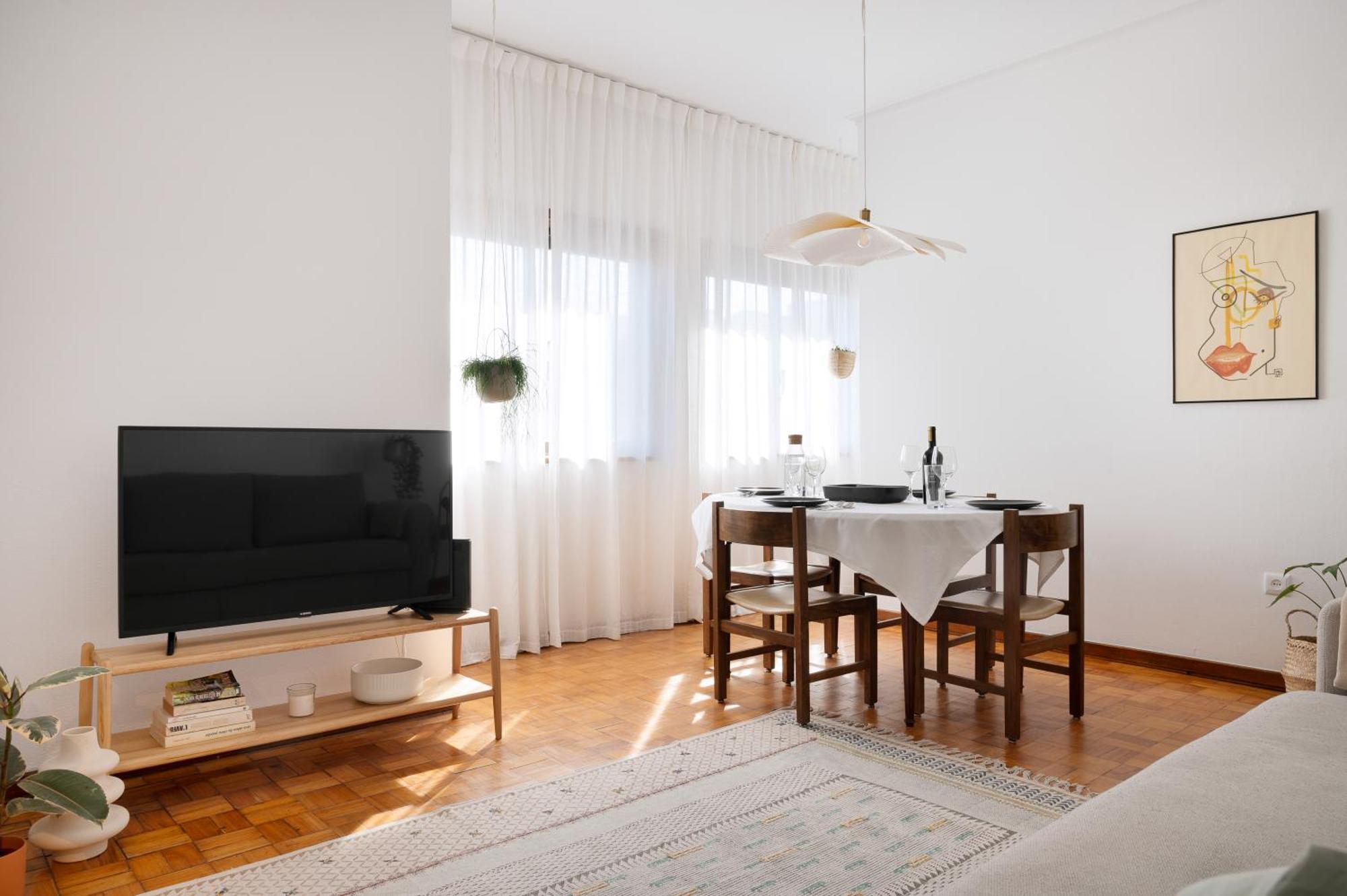 Апартаменты ! Bright 2Br Hammock Flat ! Praca Da Republica Порту Экстерьер фото